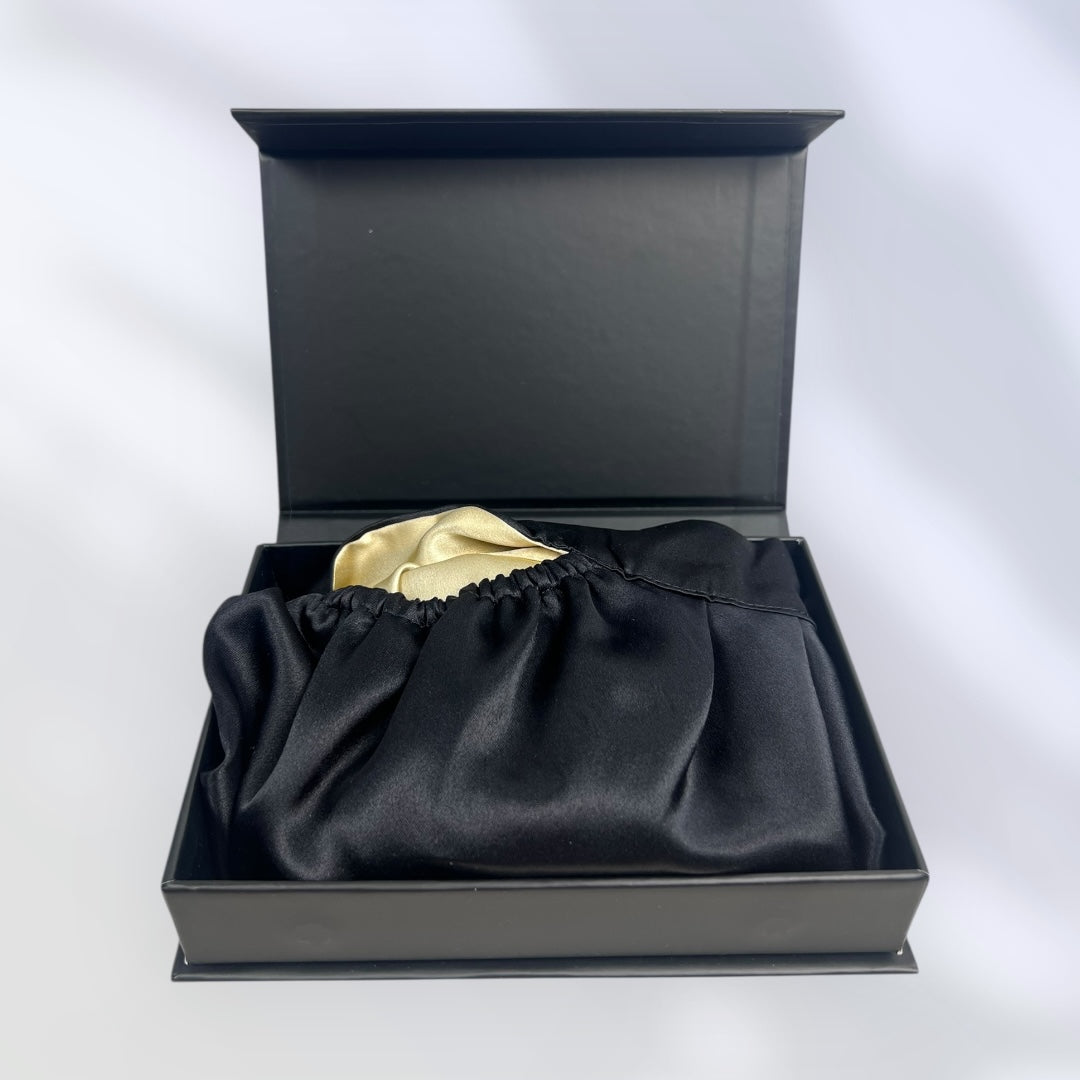 The Silky Hug💫👩🏼‍🦱